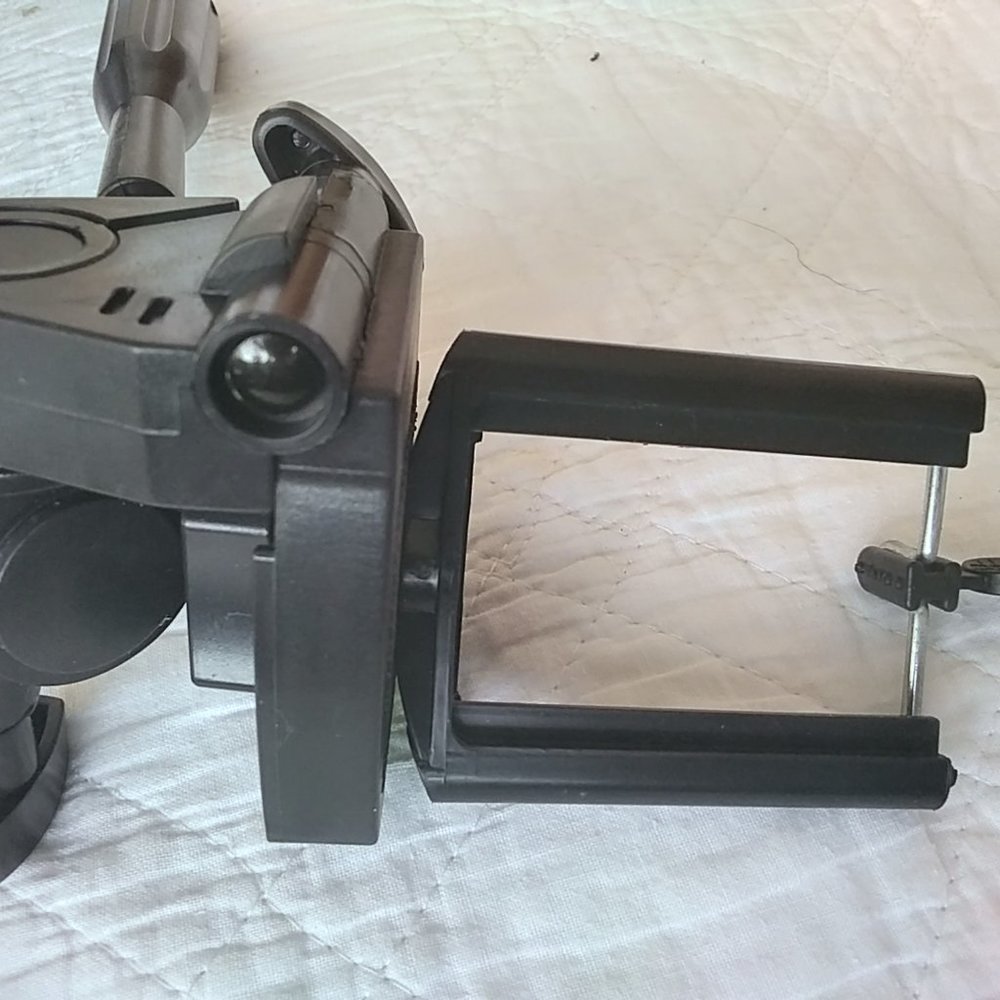 Smartphone camera holder handle with built-in level - Picture 5 of 5